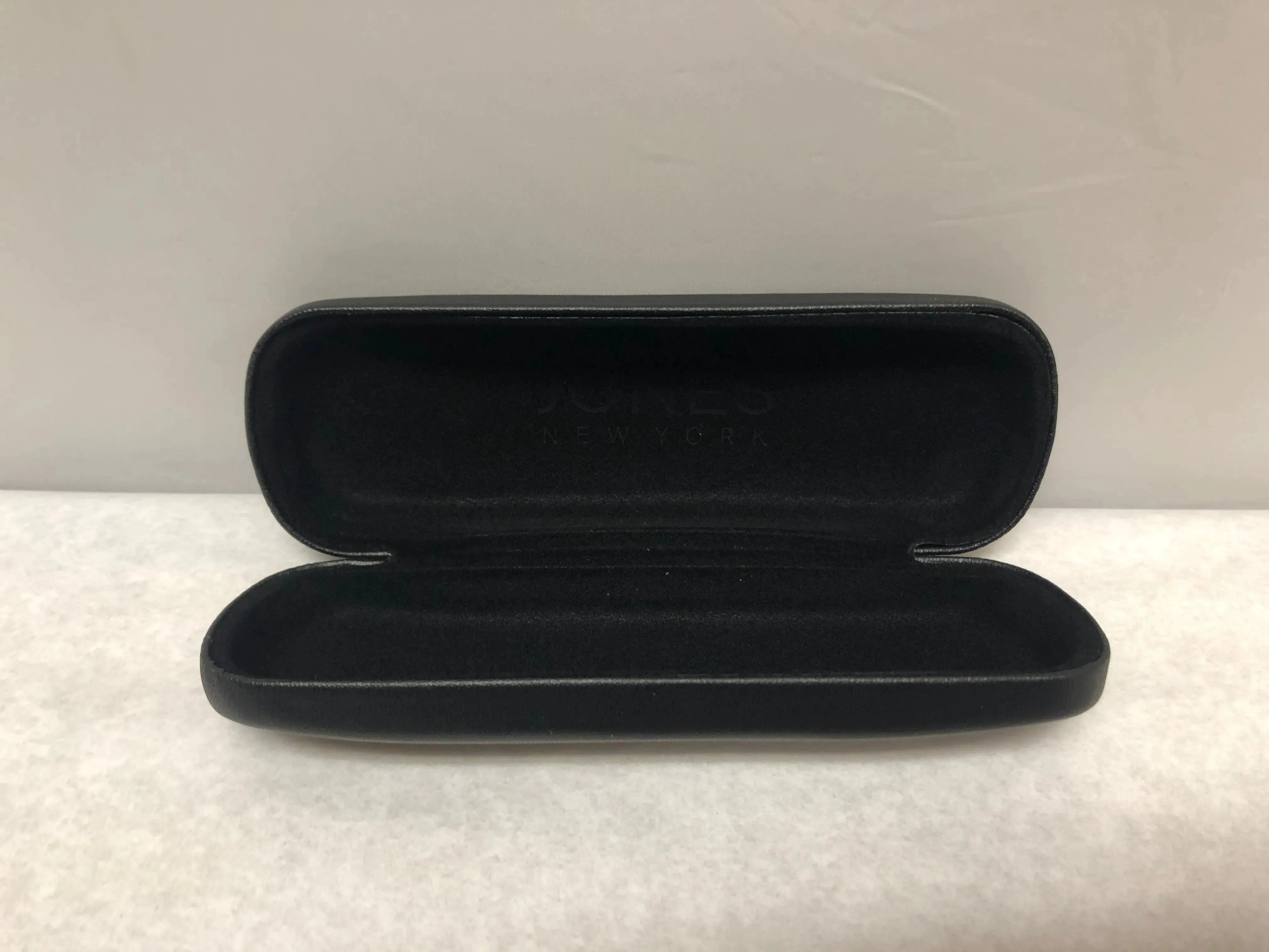 Jones New York Black Large Font Optical Eyeglasses Hard Case | KMOPT-18