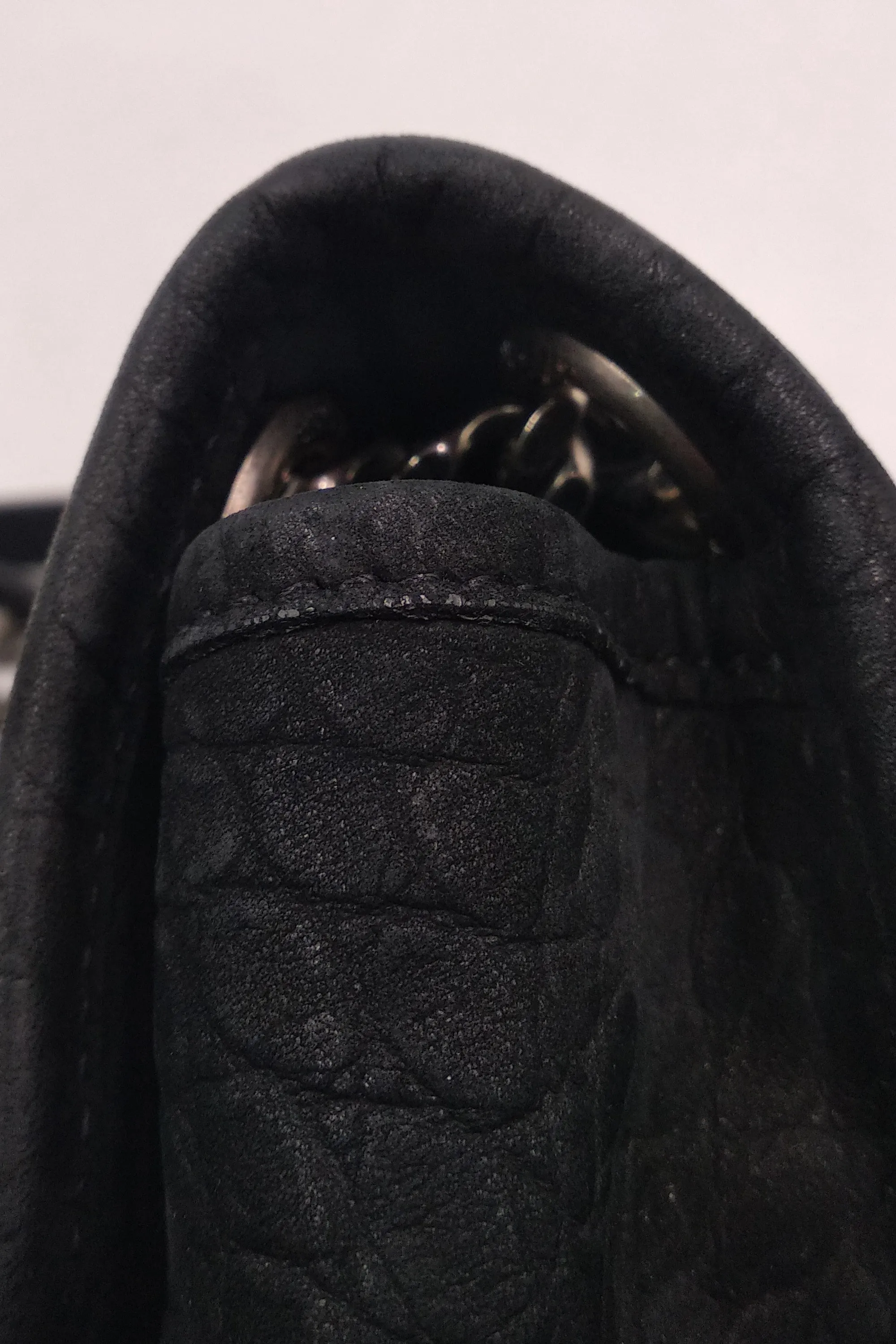 Medium Niki Crocodile Embossed Black